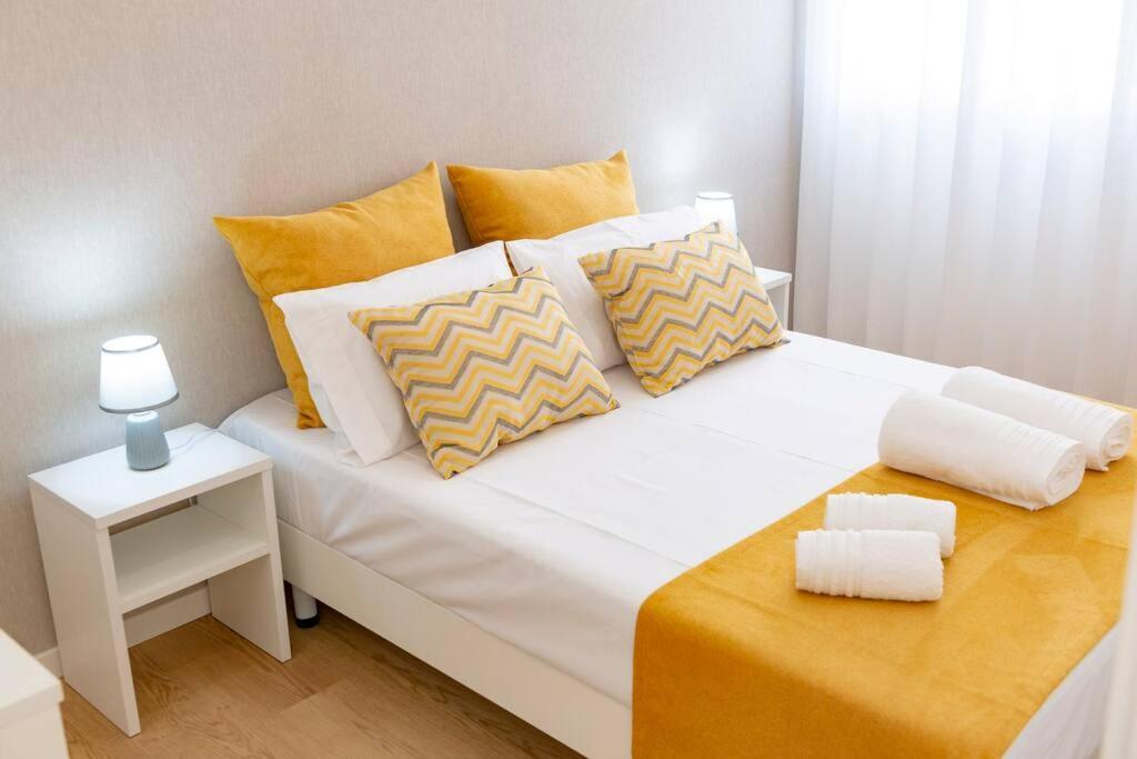 The Modern 1385 Apartment Batalha Esterno foto
